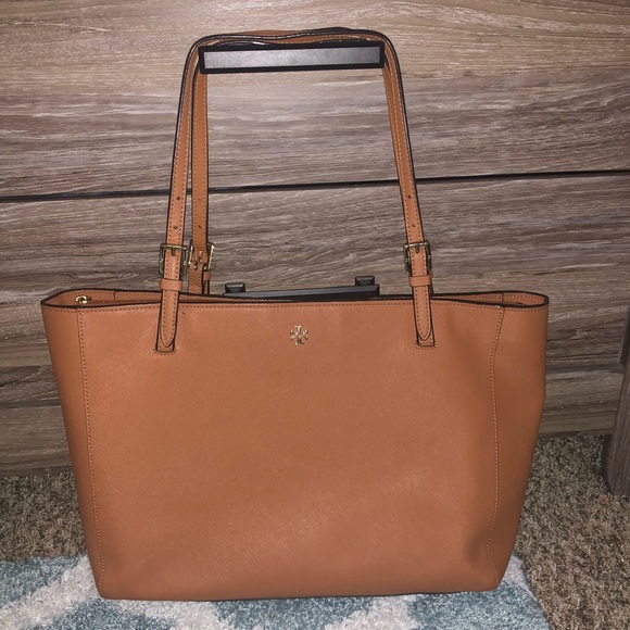 Tory Burch Handbags - Tory Burch handbag